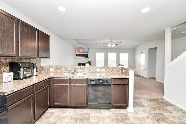 Kitchen - 8815 Bison Meadow Trl