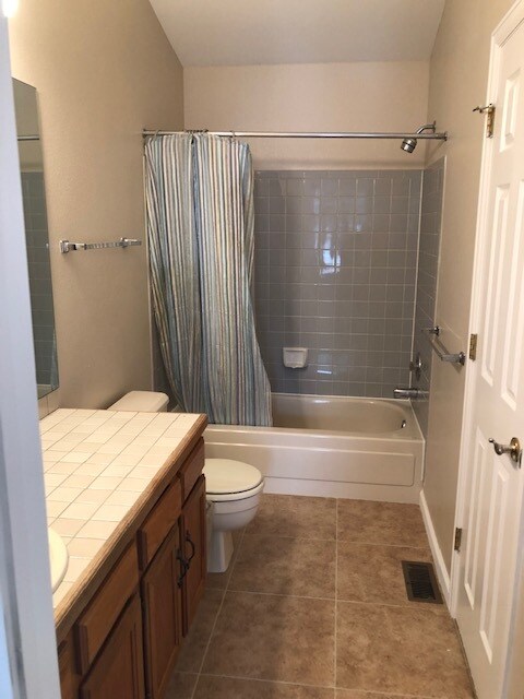 Building Photo - 6848 Zenobia St