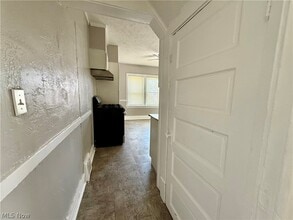 Building Photo - 2602 Vega Ave
