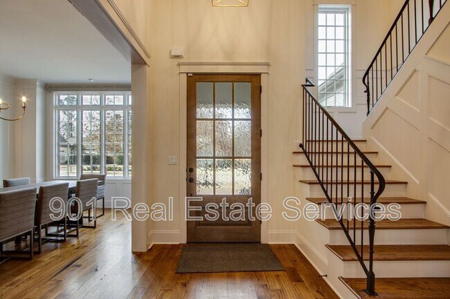 Building Photo - 526 Lambs Brook Ln