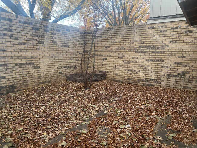 Photo - Townhome in Richardson ISD!!