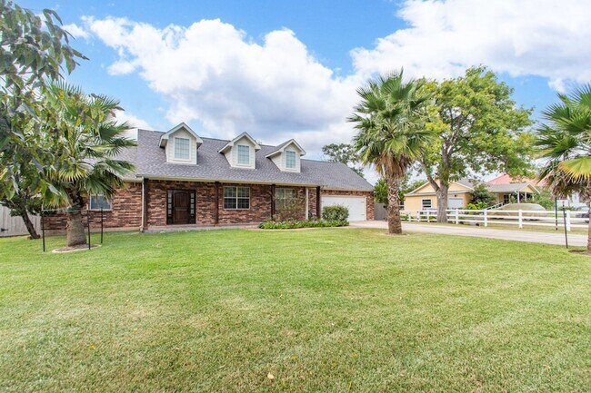 Foto del edificio - 3406 Maryland St