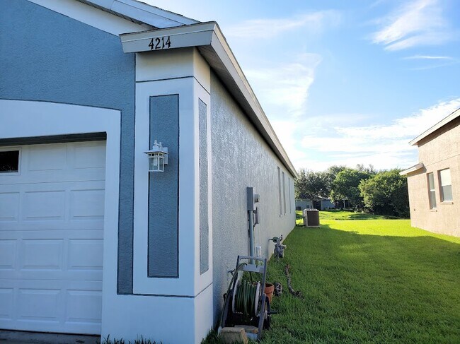 Building Photo - 4214 Duck Creek Way