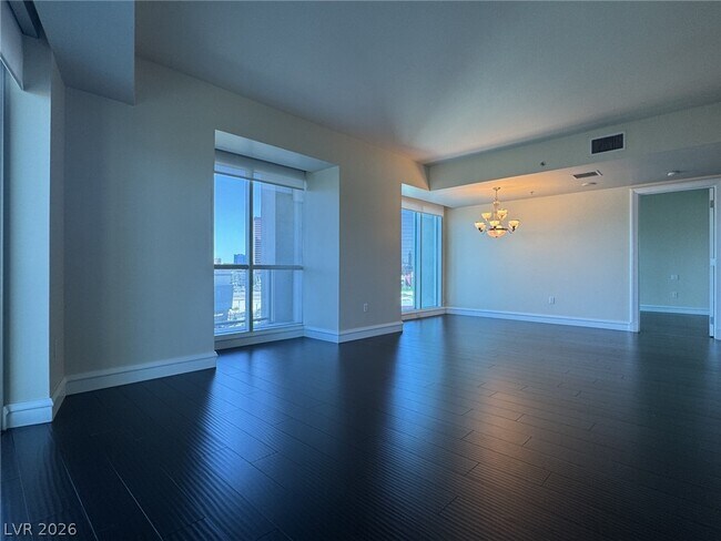 Foto del edificio - 2700 S Las Vegas Blvd