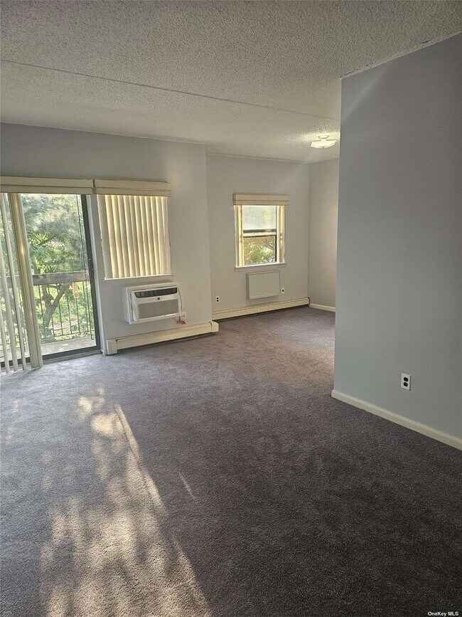 Foto del edificio - 7131 Park Ave