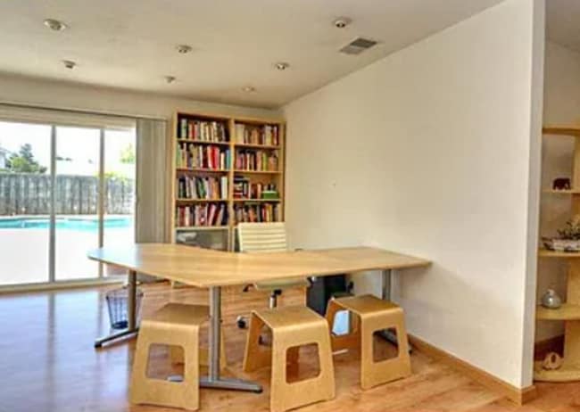 Building Photo - Charming 3-Bedroom Home with Pool in Fremo...