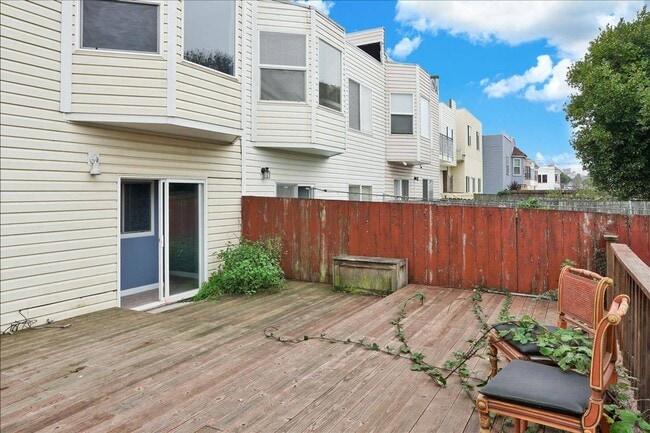 Foto del edificio - $3,850 / 3br - Fabulous 3 bed, 2 bath in S...