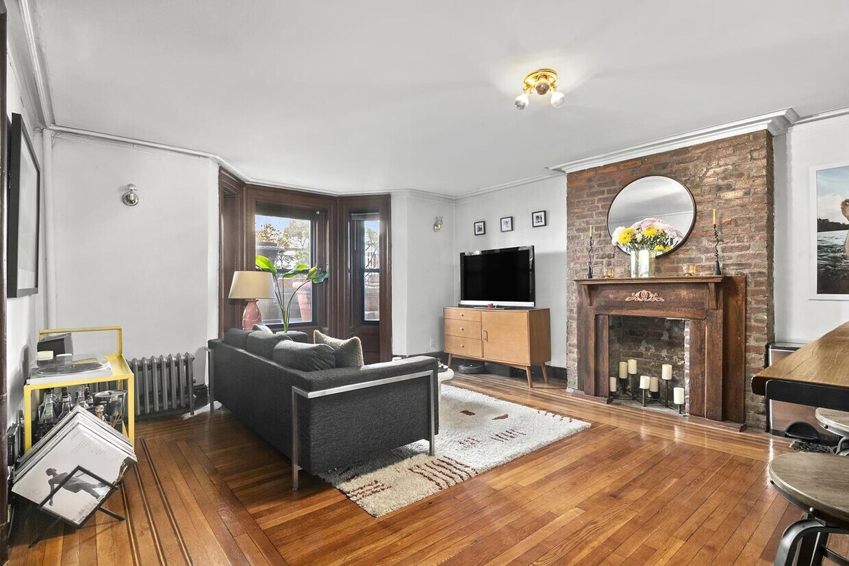 150 Milton St Unit 2, Brooklyn, NY 11222 Apartment for Rent in