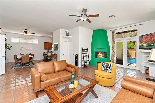 Foto del edificio - Desert Retreat with Private Pool, Mountain Views & Courtyard – La Quinta Cove