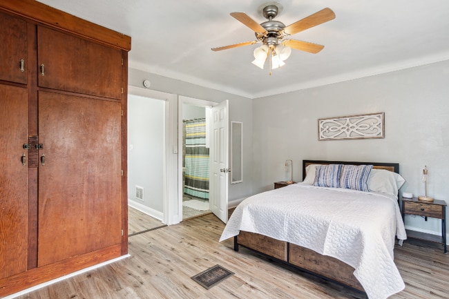 Foto del edificio - 4135 Jackman Rd