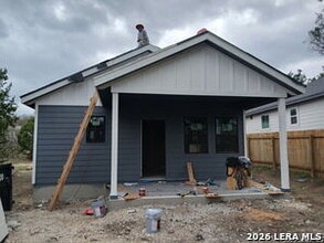 Building Photo - 270 Ridgerock Dr