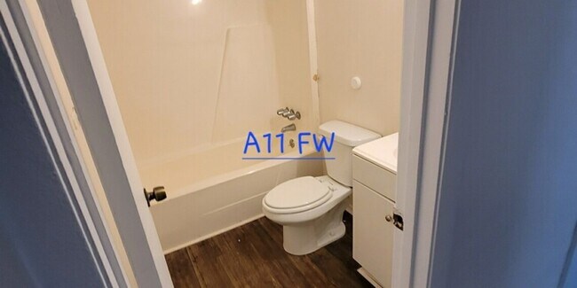 Foto del edificio - Forestwood Apartments