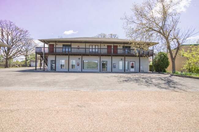 Building Photo - 4 Fisher Creek Dr