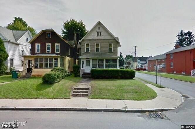 Building Photo - 112 E North St