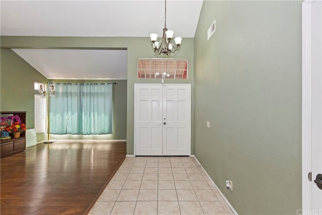 Building Photo - 14374 Encanto Dr