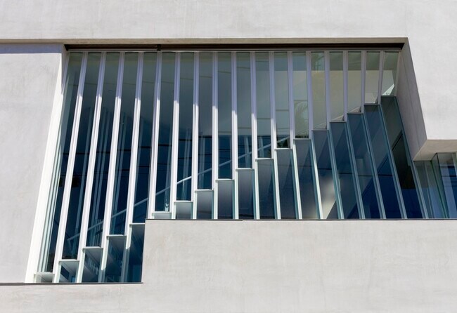 Foto del edificio - 625 Vernon Ave