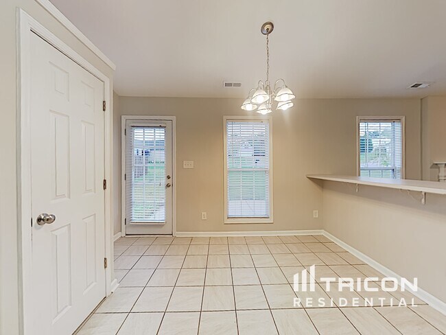 Foto del edificio - 205 Brookstone Dr