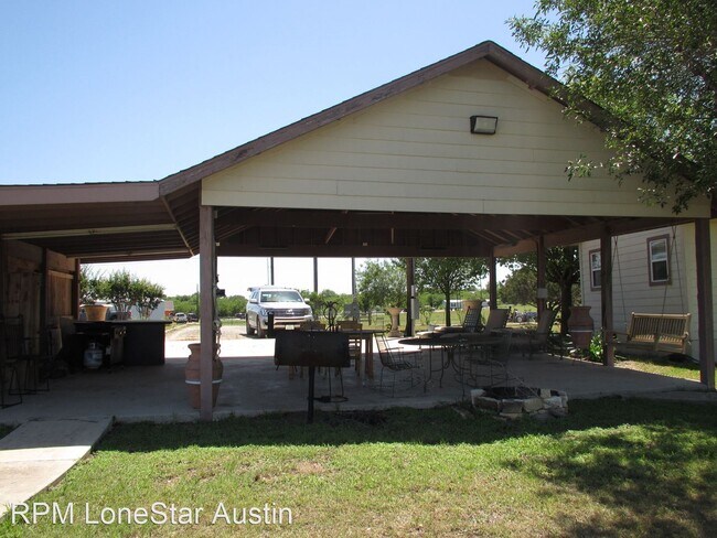 Foto del edificio - 2 br, 2 bath House - 3075 FM 2001, Unit B