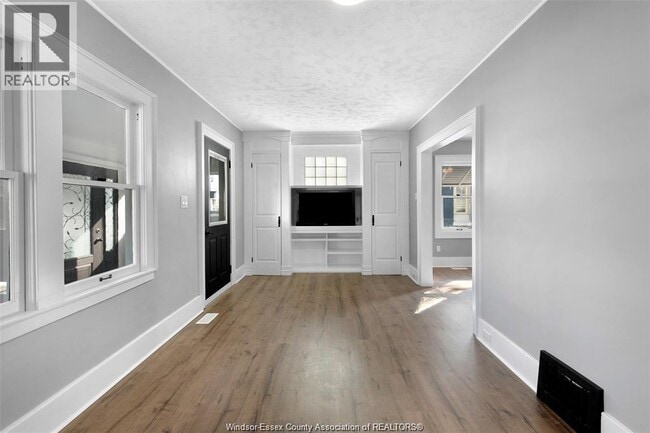 Building Photo - 1479 Lillian Ave