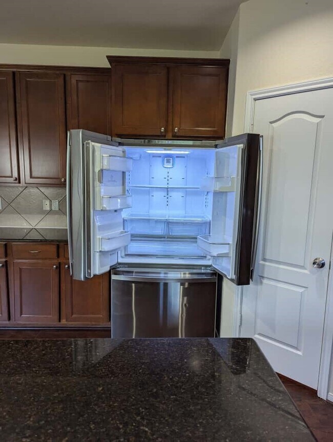 Foto del edificio - 426 Dockside Terrace