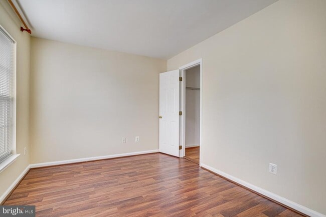 Building Photo - 6187 Les Dorson Ln