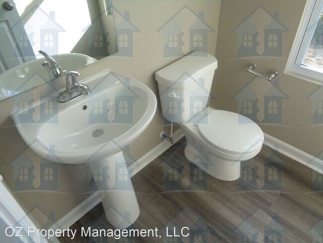 Foto del edificio - 4 br, 2.5 bath House - 482 West Kemper Road,