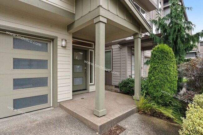 Foto del edificio - Modern 3-Bedroom Home with Spacious Bonus Room in Desirable Happy Valley!