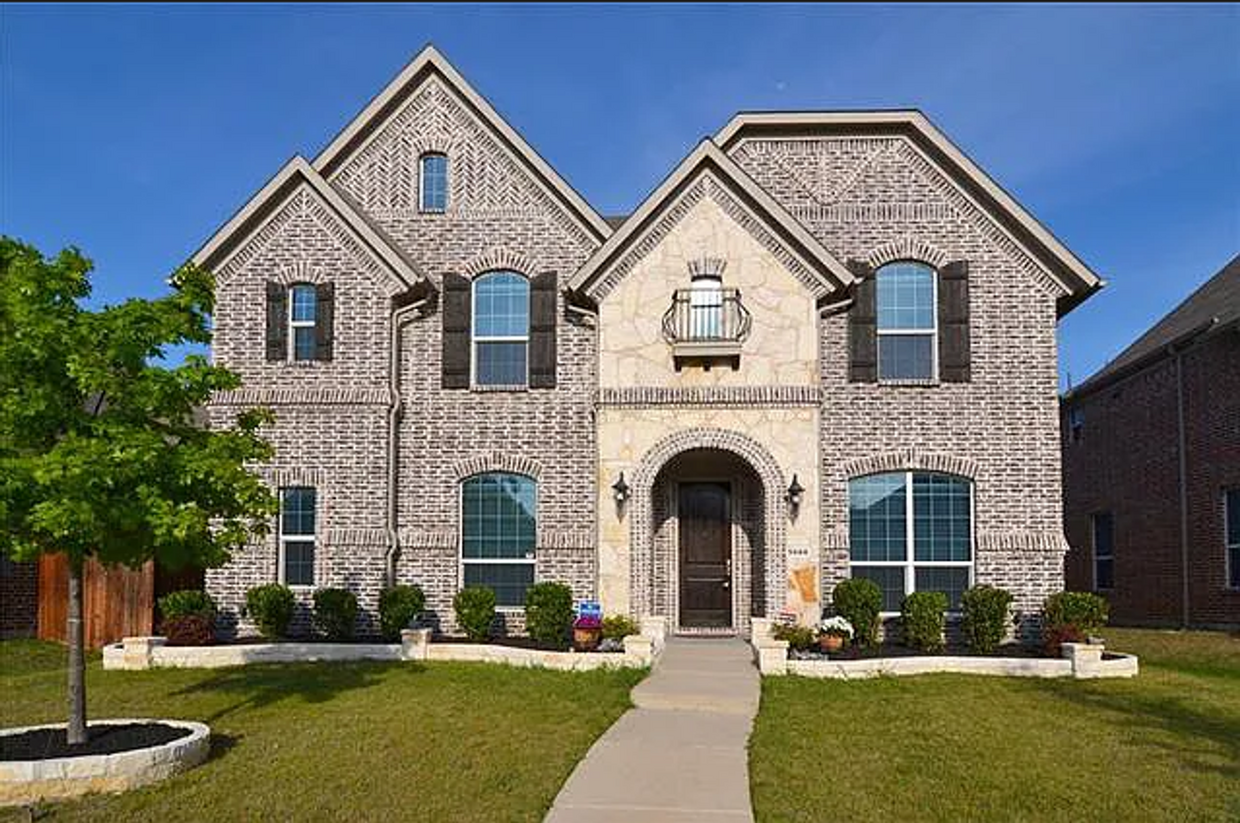 Foto principal - CM Realty LLC