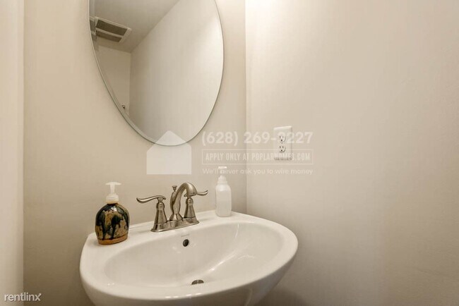 Building Photo - 3 br, 4 bath House - 2731 Prospect Hill Dr...