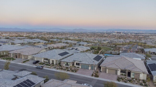 Building Photo - 756 Bruce Moorland St