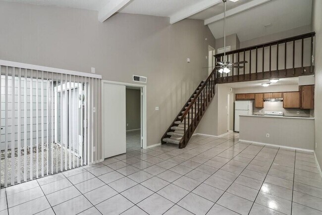 Foto del edificio - 12125 Lemon Ridge Ln