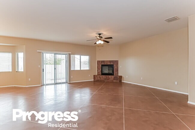 Foto del edificio - 7450 W Balcony Bay Dr