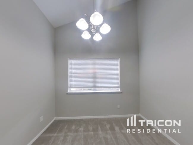 Building Photo - 6906 Falling Waters Dr