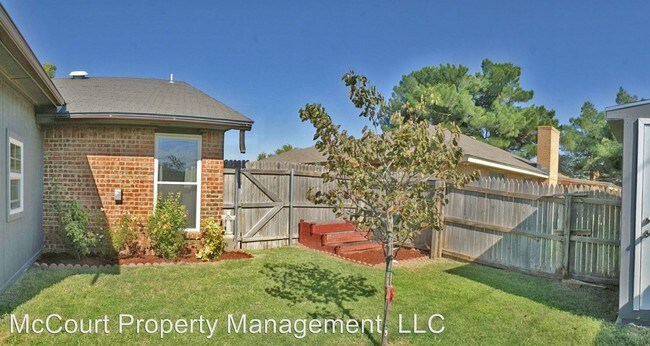 Building Photo - 4311 Crenshaw Dr