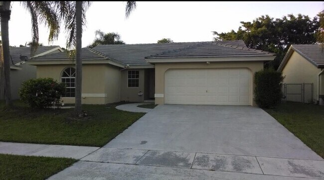 Building Photo - 5137 Rosen Blvd