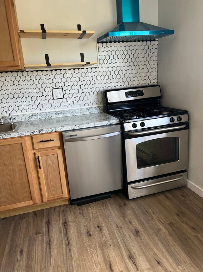 Foto del edificio - 1463B 68th St