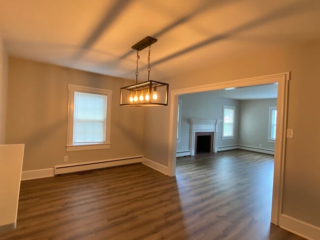 Dining Room - 105 N Miles St