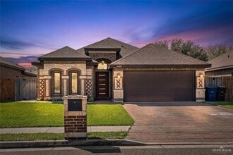 Building Photo - 35 N 30th St