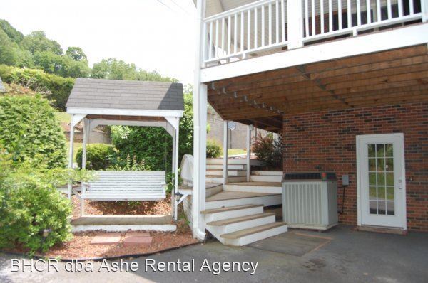 Foto del edificio - 1 br, 1 bath House - 200 Beacon Dr. Unit A