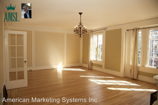 Building Photo - 1927 Lyon St