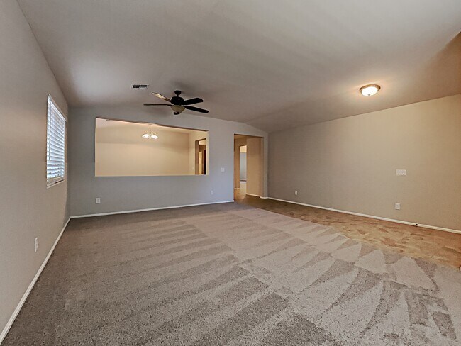 Building Photo - 1348 E Angeline Ave