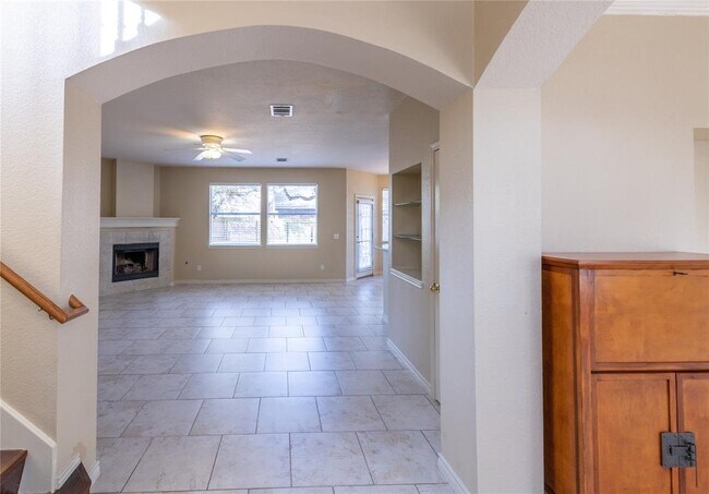 Building Photo - 13010 Partridge Bend Dr