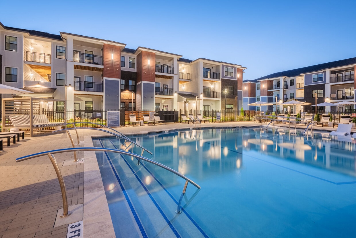 Primary Photo - Sonderly at the Concourse