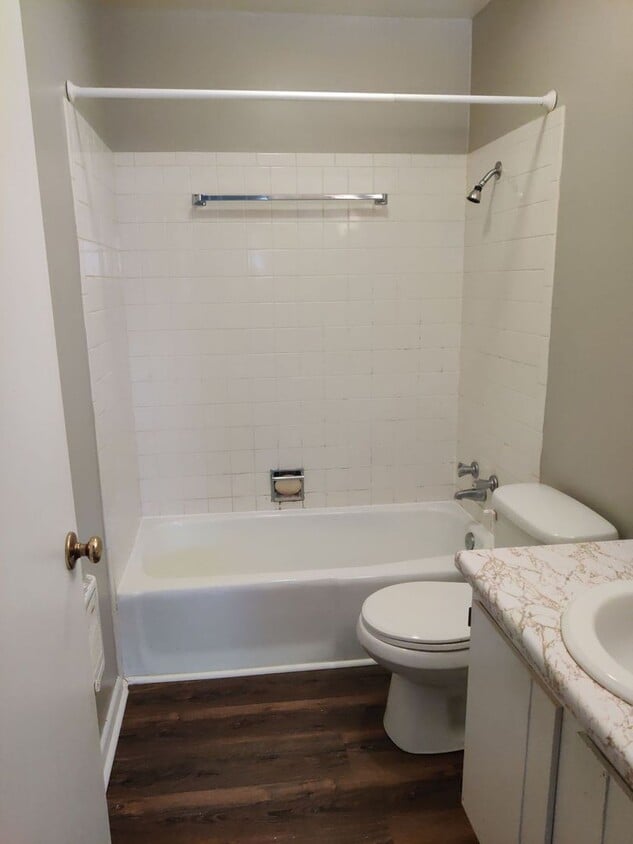 Foto del edificio - 110-112 Jennison Street