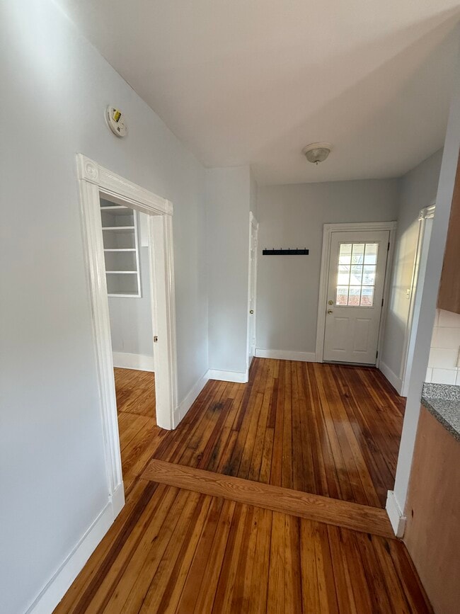 Foto del edificio - 68 Willow Ave