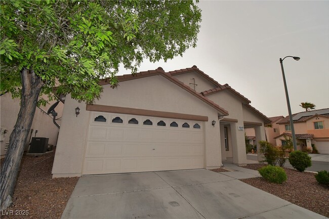 Building Photo - 11227 Andreola Ct