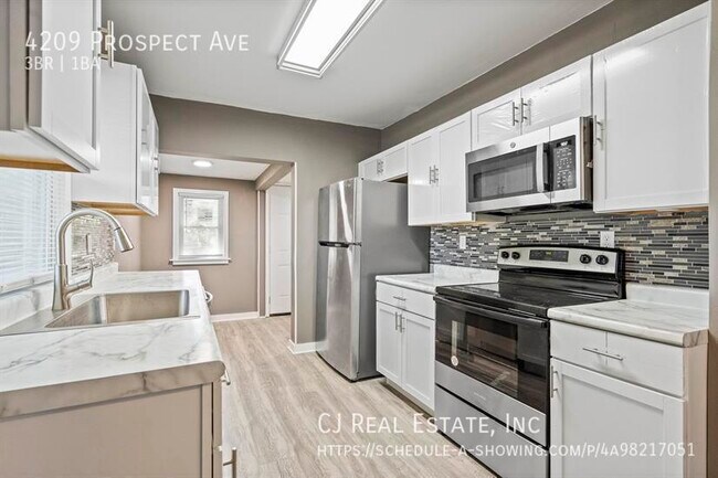 Building Photo - 4209 Prospect Ave