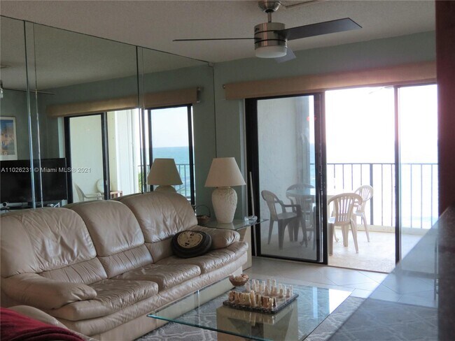 Building Photo - 9490 S Ocean Dr