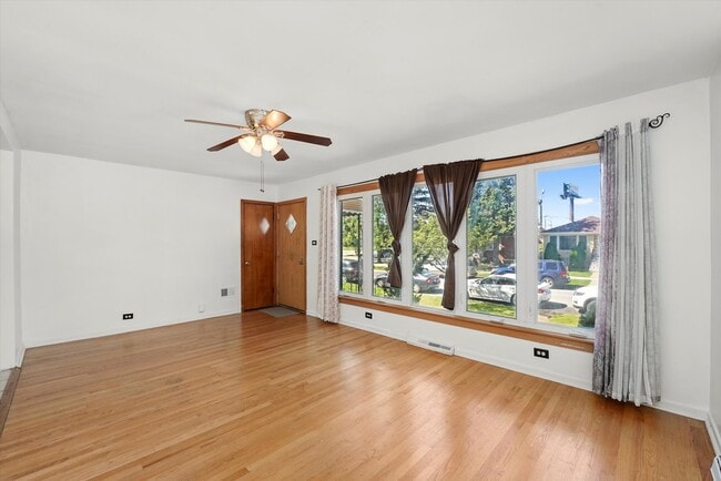 Building Photo - 5251 S Keating Ave