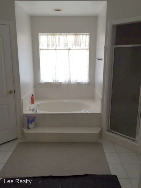 Foto del edificio - 3 br, 2 bath House - 6516 N. 26TH STREET